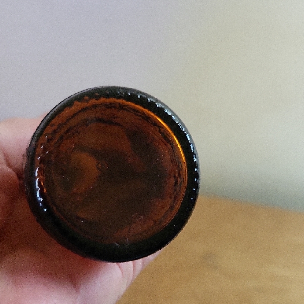 Mrs Butterworth mini syrup Amber Glass Bottle with Metal Cap - Vintage - Picture 12 of 12